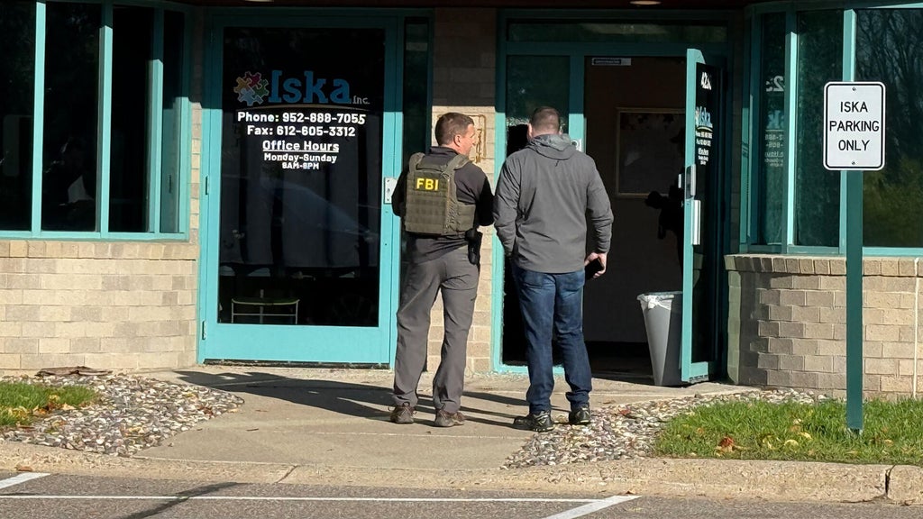 Federal law enforcement officers in Twin Cities Thursday for "court-authorized investigative activity," FBI says — Bloomington Business news